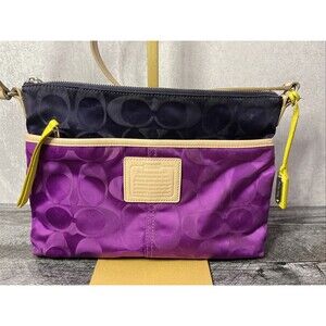 Coach Weekend Hippie Violet/Navy Signature Nylon Crossbody Shoulder Purse 24864